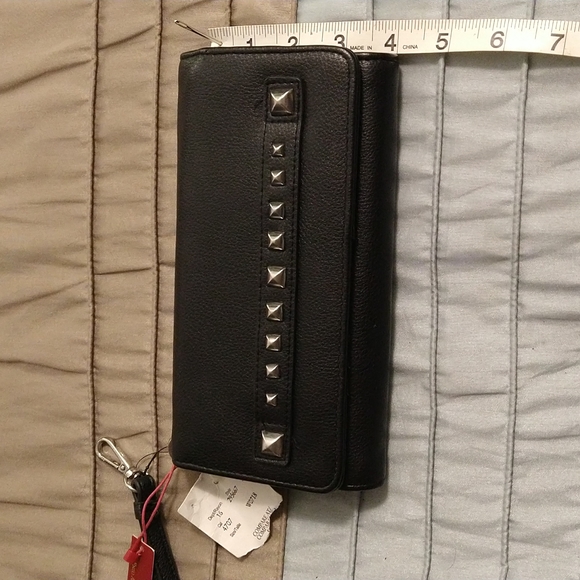 Ezon black ladies wallets - Picture 12 of 17